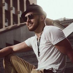Maksim