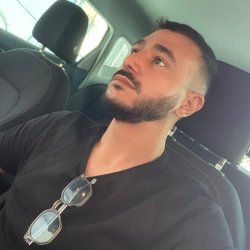 Yosi