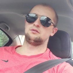 Aрунас